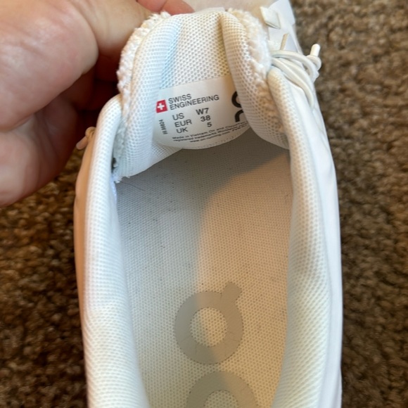 On Cloud 5 Terry - size US7 - Picture 11 of 12